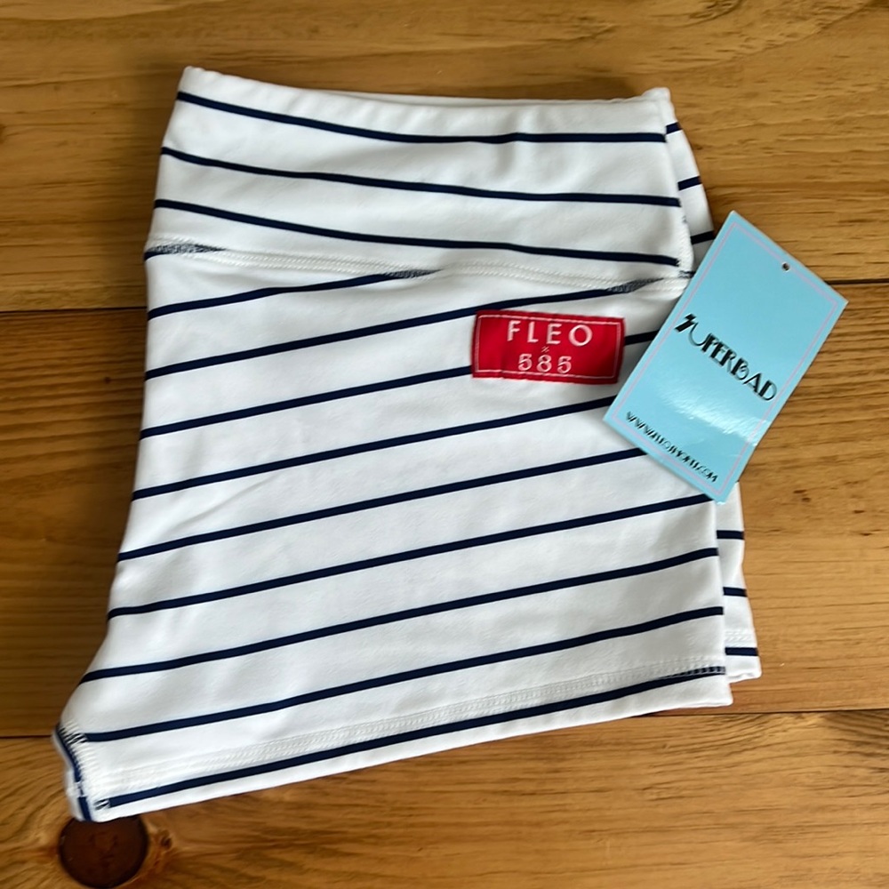 New! Fleo 585 shorts
